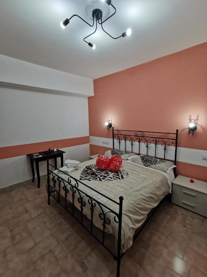 Bed & Breakfast Villa Flora Eredita Zewnętrze zdjęcie